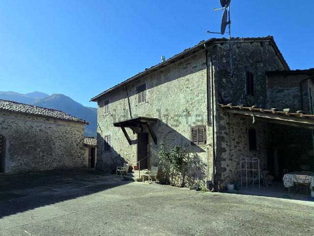 Rustico in vendita a Unione dei comuni Media Valle del Serchio, Barga