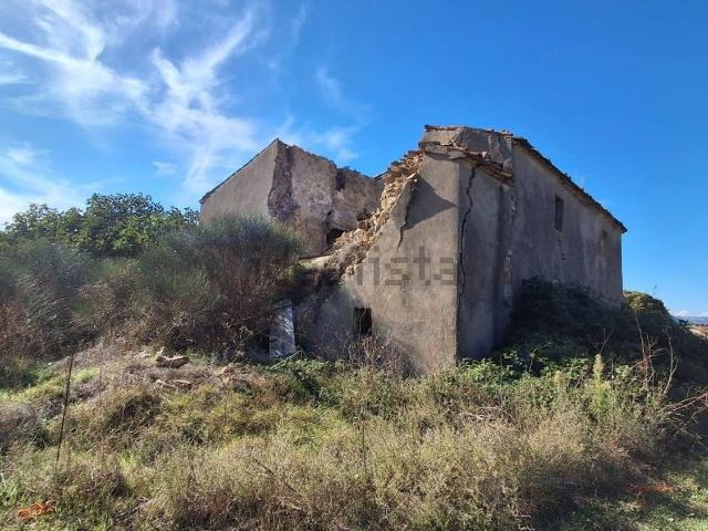 Rustico in vendita a Unione di Comuni Montani Colline del Fiora, Manciano