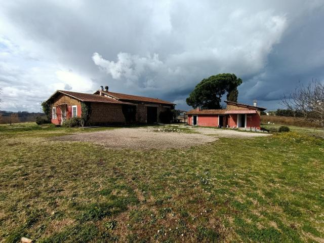 Rustico in vendita a Civita Castellana, Lazio
