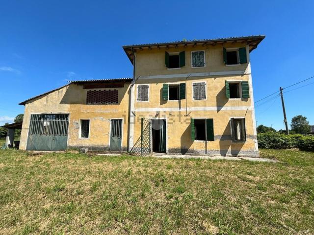 Rustico in vendita a Loreggia, Veneto