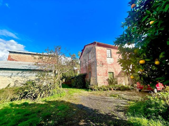 Rustico in vendita a San Lazzaro, Sarzana