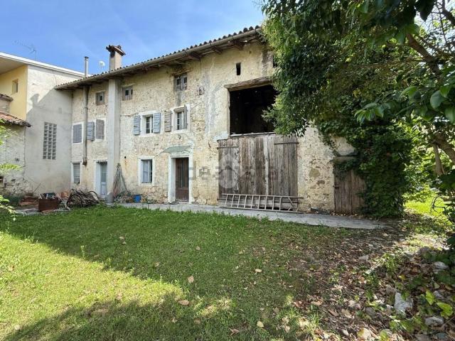 Rustico in vendita a Ceresetto / Sarsêt, Martignacco / Martignà