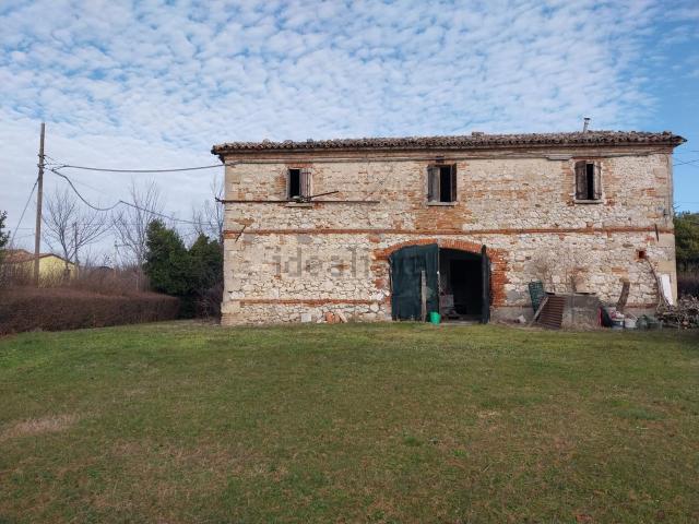 Rustico in vendita a Unione di comuni Valmarecchia, Verucchio