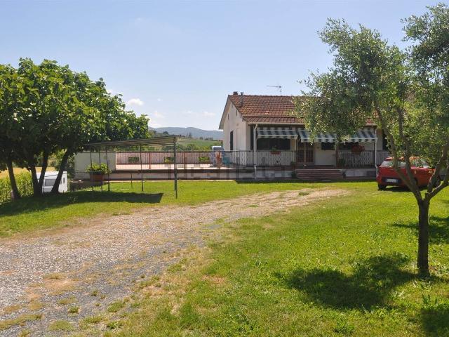 Rustico in vendita a Maccetti, Rosignano Marittimo