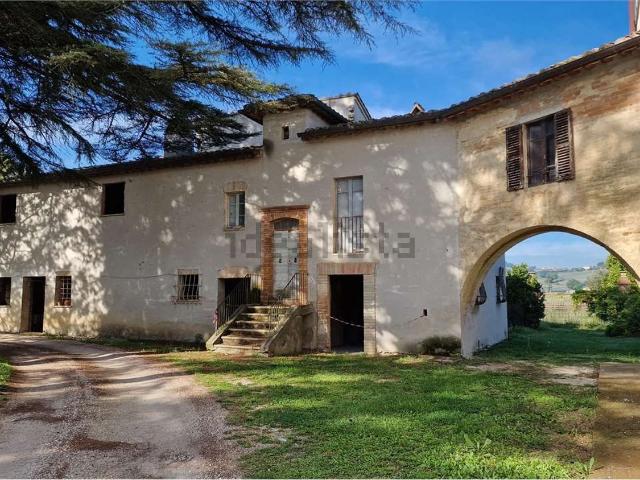 Rustico in vendita a Marsciano, Umbria