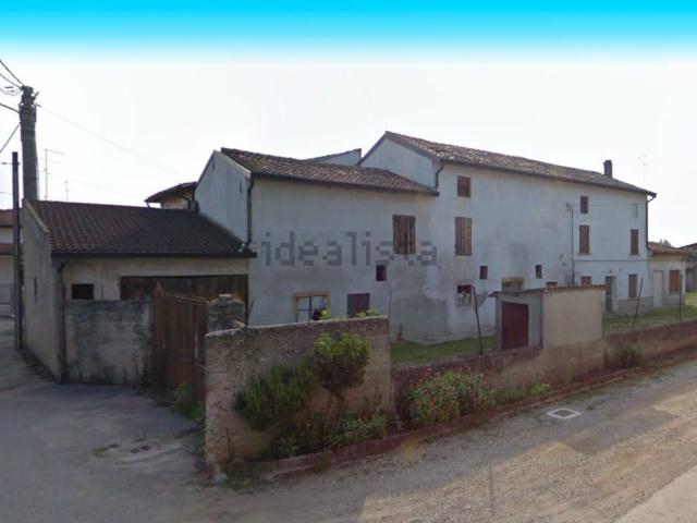Rustico in vendita a Roverbella, Lombardia
