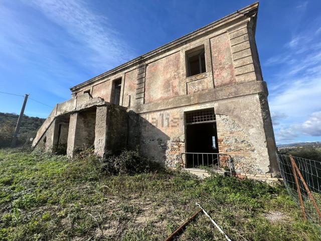 Rustico in vendita a Calabria, Catanzaro