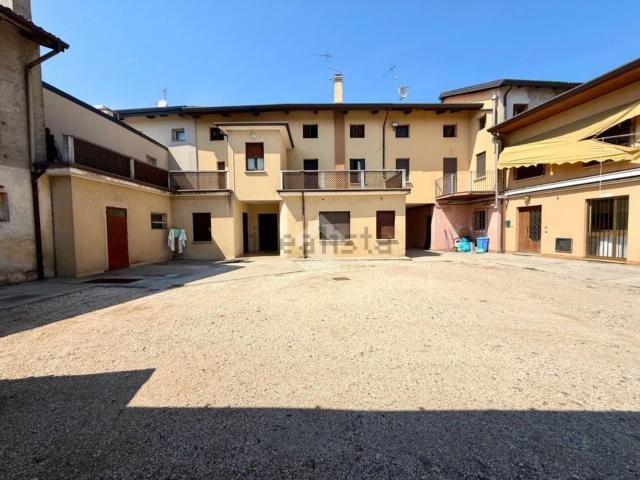 Rustico in vendita a Nespoledo / Gnespolêt, Lestizza / Listize