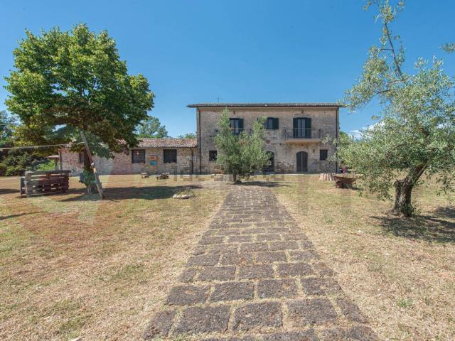 Rustico in vendita a Arce, Lazio