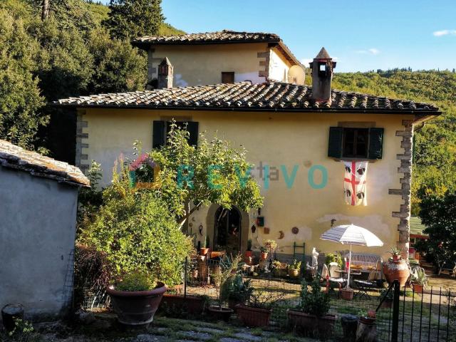 Rustico in vendita a Unione di Comuni Valdarno e Valdisieve, Pontassieve