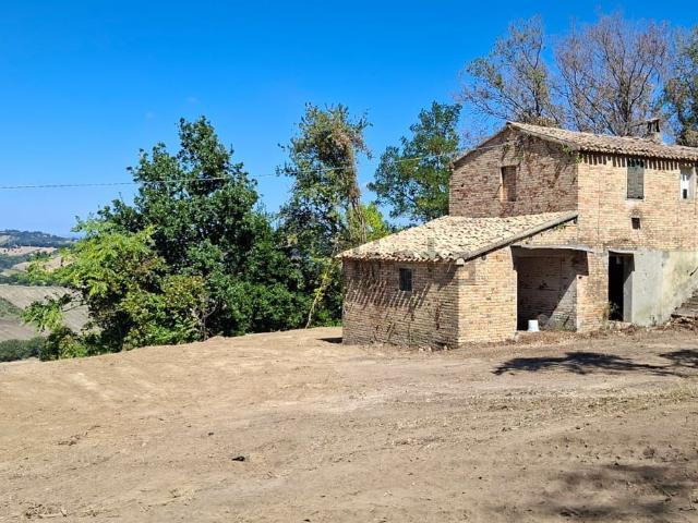 Rustico in vendita a Marche, Ancona