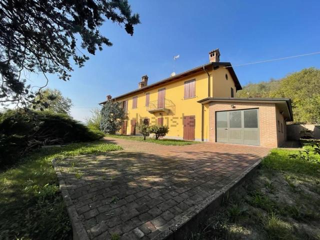 Rustico in vendita a Piemonte, Asti