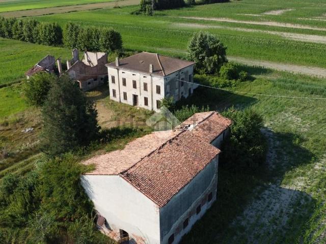 Rustico in vendita a Borgo Virgilio, Lombardia