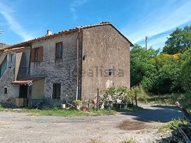 Rustico in vendita a Viterbo, Lazio