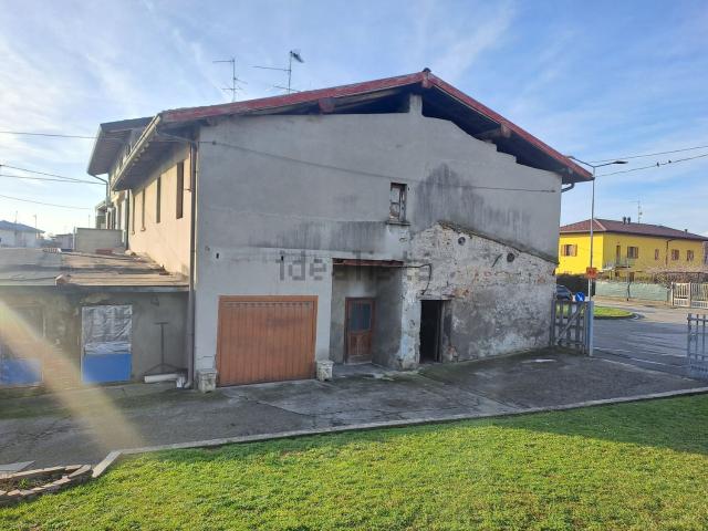 Rustico in vendita a Urgnano, Lombardia