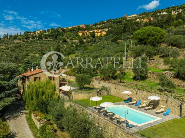 Rustico in vendita a Cortona, Toscana