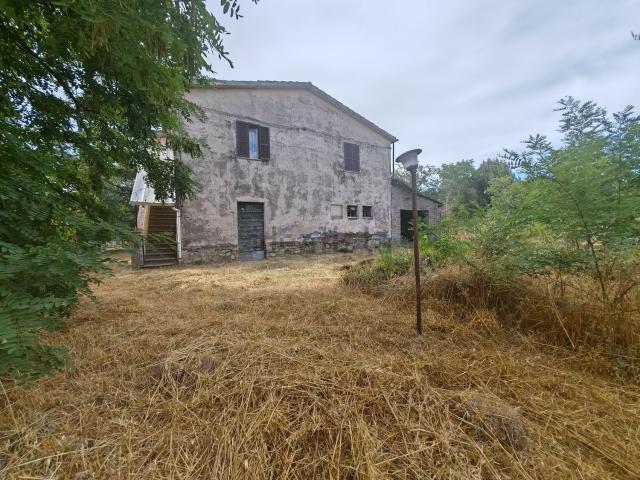 Rustico in vendita a Viterbo, Lazio