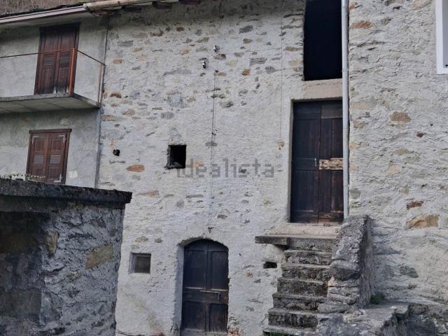 Rustico in vendita a Comunità montana della Valchiavenna, Mese