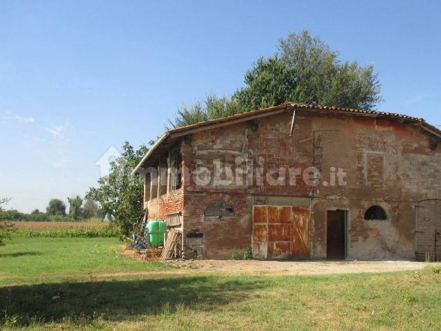 Rustico in vendita a Unione Terre d'Acqua, San Giovanni In Persiceto