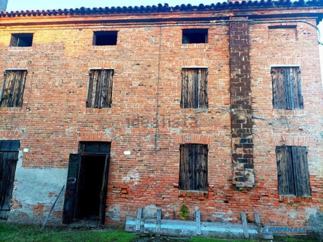 Rustico in vendita a Casale Di Scodosia, Veneto