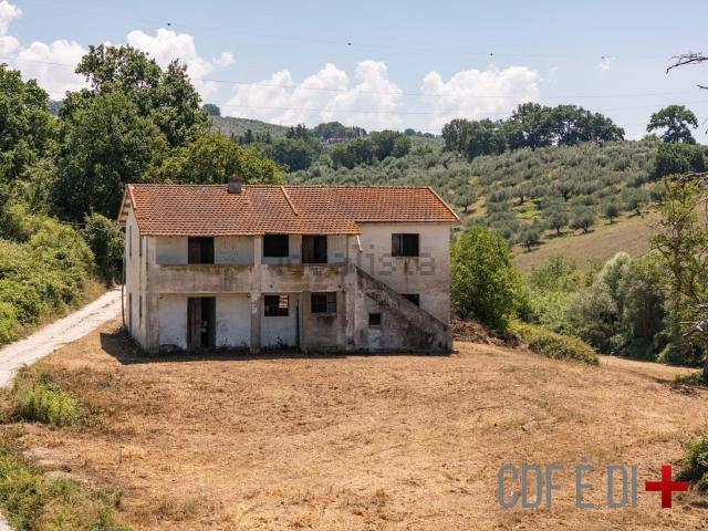 Rustico in vendita a Bocchignano, Montopoli di Sabina