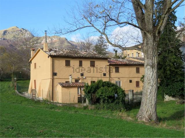 Rustico in vendita a Marche, Macerata