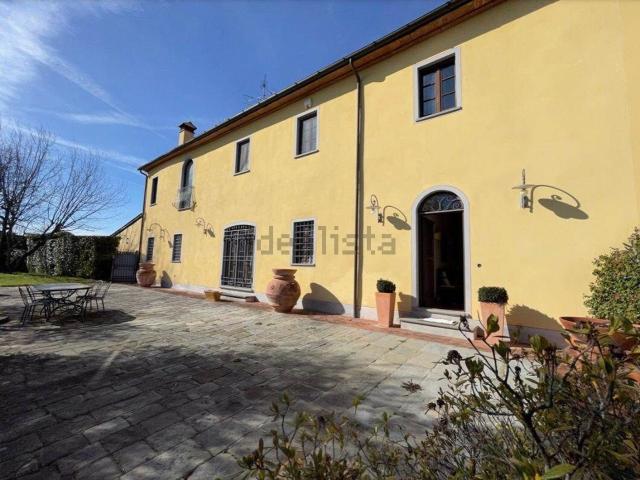 Rustico in vendita a Pistoia, Pontenuovo