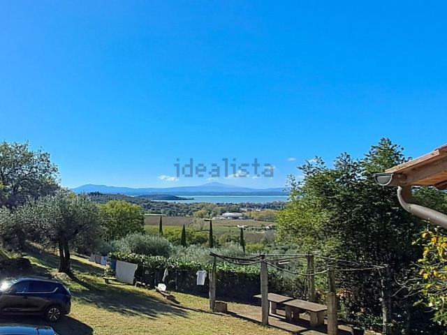 Rustico in vendita a Passignano Sul Trasimeno, Umbria