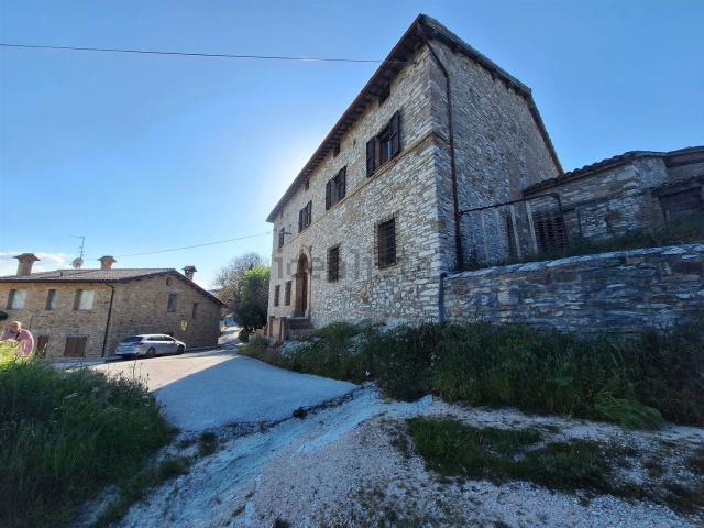 Rustico in vendita a Marche, Macerata