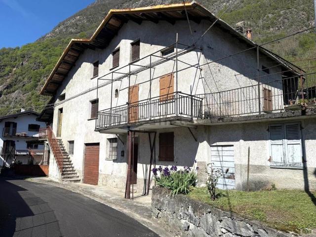 Rustico in vendita a Comunità montana della Valchiavenna, San Pietro Samolaco