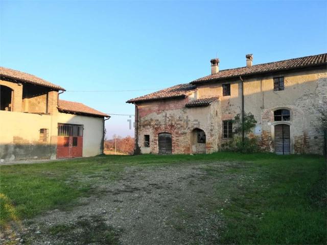 Rustico in vendita a Carpaneto Piacentino, Reggio Emilia