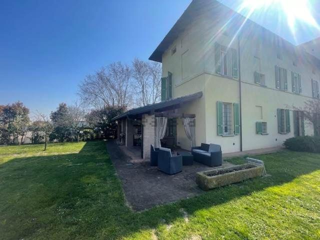 Rustico in vendita a Infrangibile, Piacenza