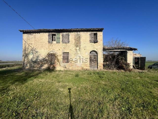 Rustico in vendita a Ravenna, Reggio Emilia