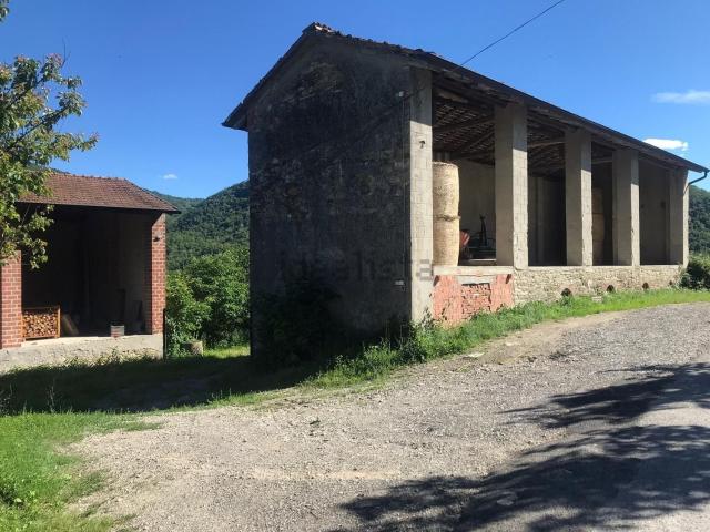 Rustico in vendita a Alta Val Tidone, Pecorara