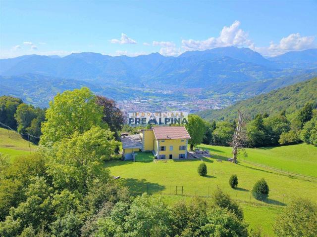 Rustico in vendita a Peia, Lombardia