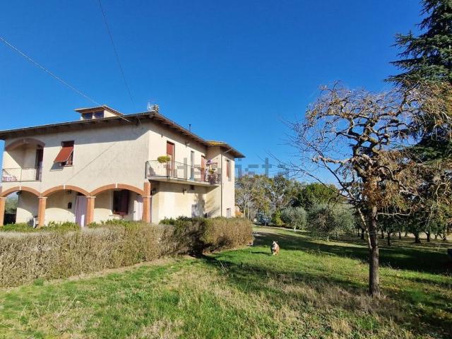 Rustico in vendita a Abbadia Di Montepulciano, Toscana