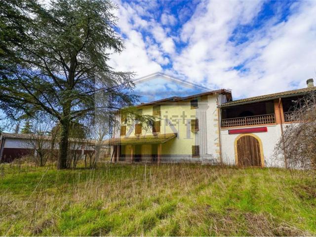 Rustico in vendita a Salsomaggiore Terme, Reggio Emilia