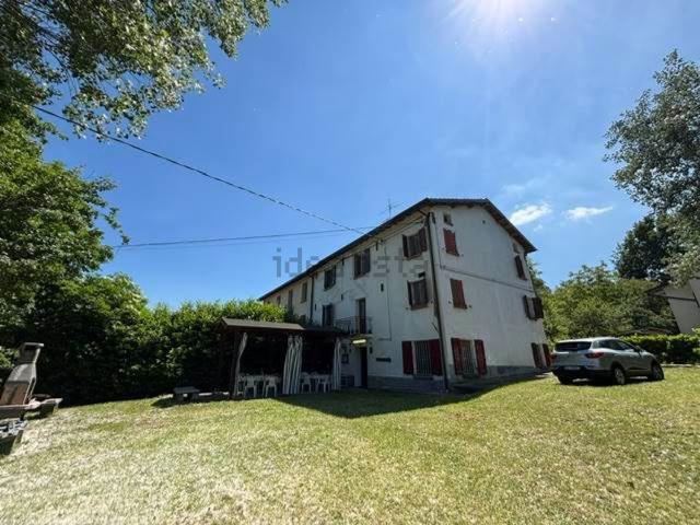 Rustico in vendita a Colline Matildiche, Re