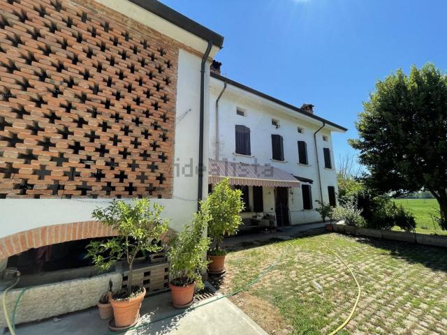 Rustico in vendita a San Benedetto Po, Lombardia