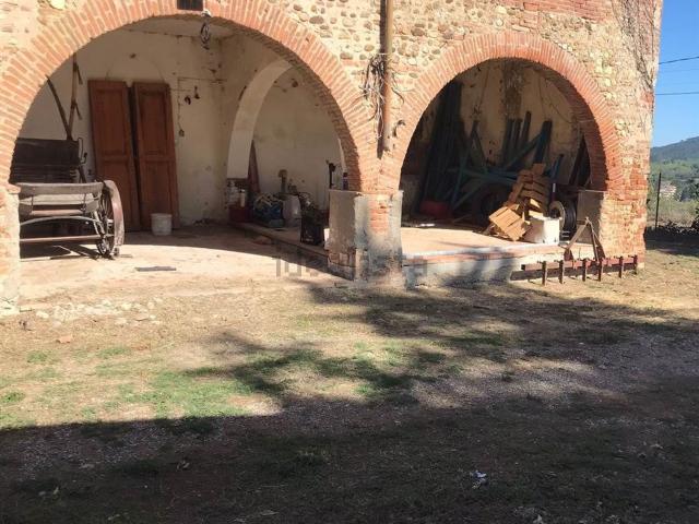 Rustico in vendita a Unione dei Comuni Circondario dell'Empolese Valdelsa, Montespertoli