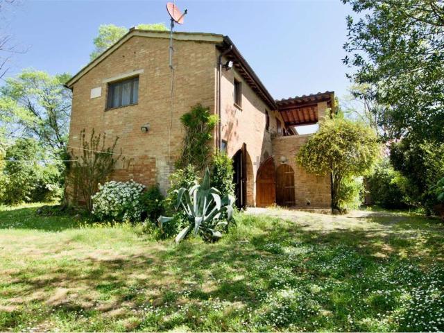 Rustico in vendita a Fonte Regina, Chiusi Città