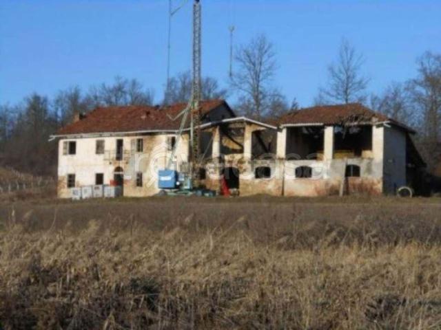 Rustico in vendita a Piemonte, Asti