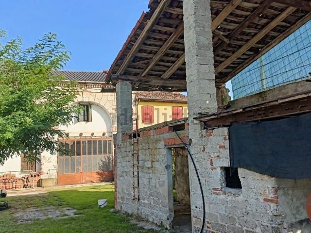 Rustico in vendita a Treville, Castelfranco Veneto