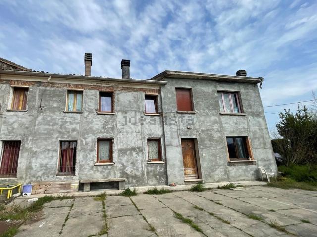 Rustico in vendita a San Benedetto Po, Lombardia