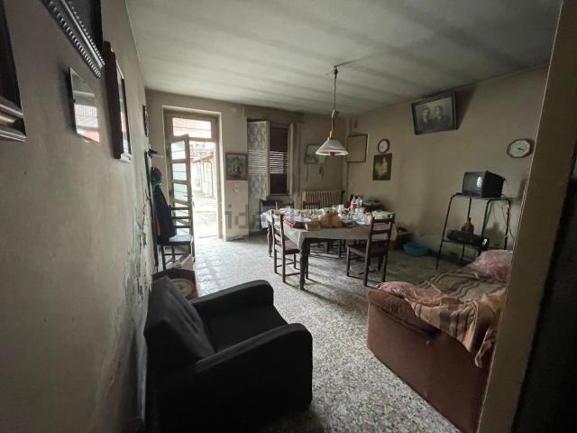 Rustico in vendita a Salvirola, Lombardia
