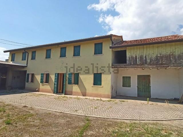 Rustico in vendita a Fonte, Loria