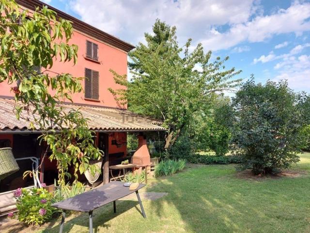 Rustico in vendita a Godiasco Salice Terme, Salice Terme