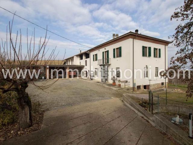 Rustico in vendita a Strevi, Alessandria