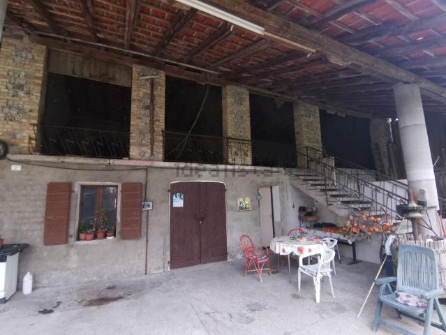 Rustico in vendita a Cordenons, Friuli-Venezia Giulia