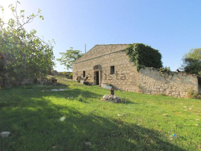 Rustico in vendita a Ragusa Ibla, Ragusa